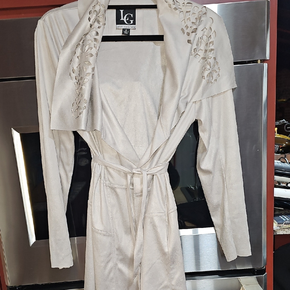 LG Women's Cream Jacket with Cutout Design